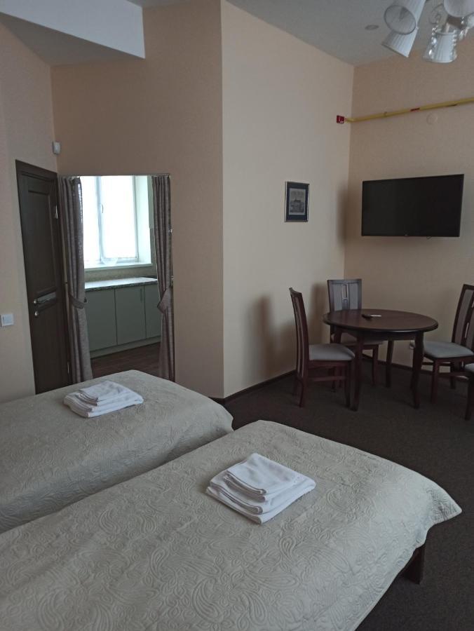 Guest House Adam Mickiewicz Lviv Buitenkant foto